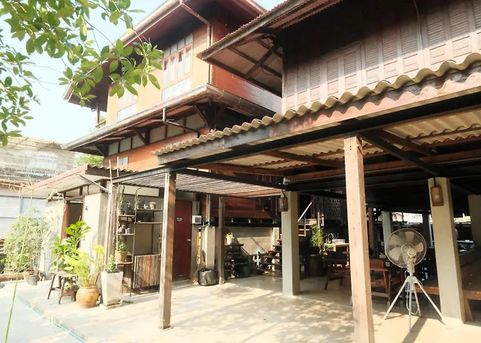Bannai noi บ้านในบางกอกน้อย